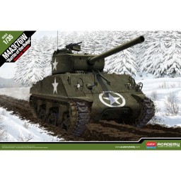 US Army M4A3(76)W Tank Battle of the Bulge 1/35