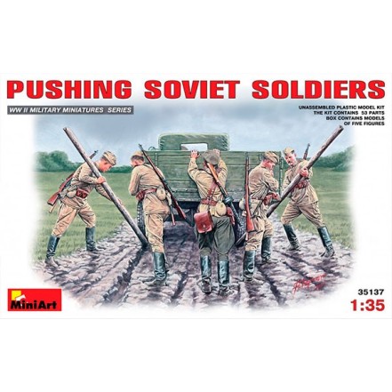 Figuras Pushing Soviet Soldiers 1/35