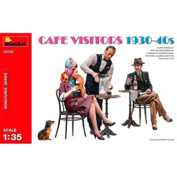 Miniart Cafe Visitors 1930-40s