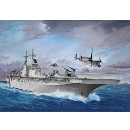 Revell Maqueta Barco US Navy Assault Carrier WASP Class 1:700