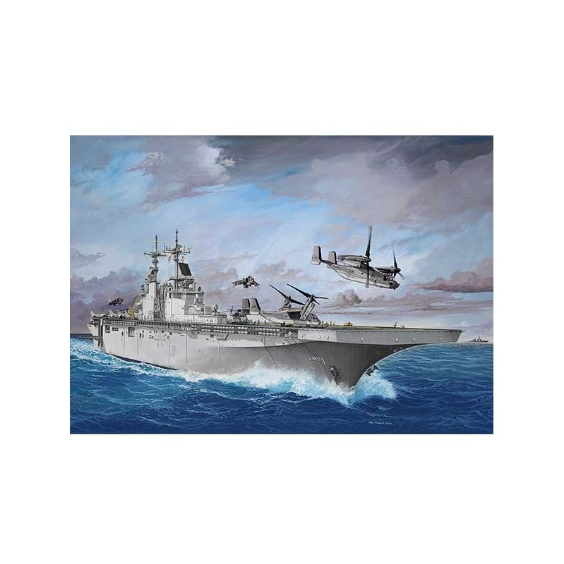 Revell Model Kit Ship US Navy Assault Carrier WASP Class 1:700
