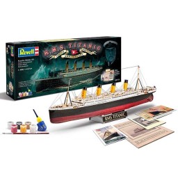 Revell Model w/ accessories Boat R.M.S. Titanic 100th Ann. 1:400