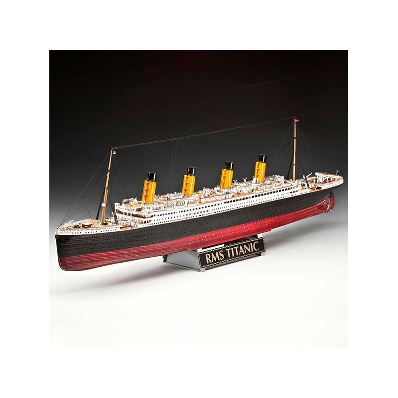 Revell Maqueta con acc. Barco R.M.S. Titanic 100th Ann. 1:400
