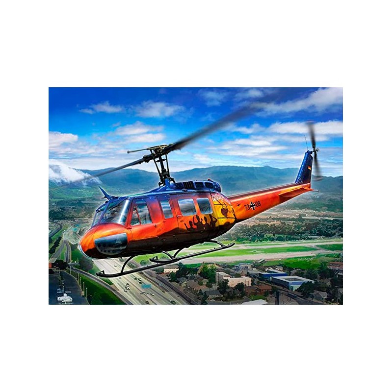Revell Maqueta Helicóptero Bell UH-1D Goodbye Huey 1:32