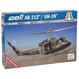Italeri Helicóptero AB 212/UH-1N 1:48