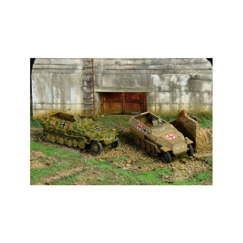 Italeri Military Vehicles (Fácil) Sd. Kfz. 251/1 Ausf. C 1:72